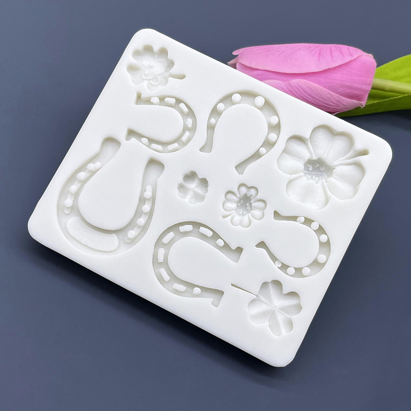 Horseshoe Four Leaf Clover Luc - đánh giá và giá Horseshoe Game Set